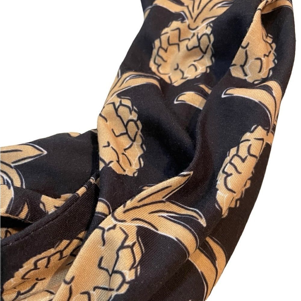 Simply Southern Pineapple Infinity Scarf - Picture 6 of 9